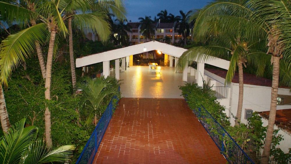 Hotel Villas Paraiso Zihuatanejo Exteriör bild